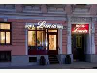 Hoteleingang - Hotel Lucia