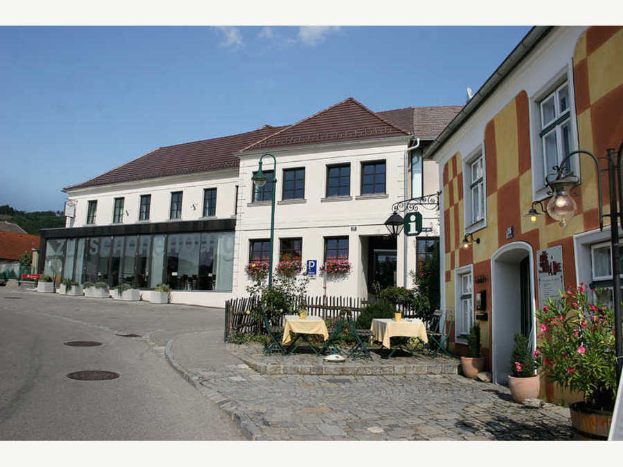 Außenansicht - Hotel zur Schonenburg