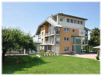 Unser komplett neues Stammhaus - neu ab 2013 - Ferienwohnungen und Bungalows am Faaker See - Karglhof