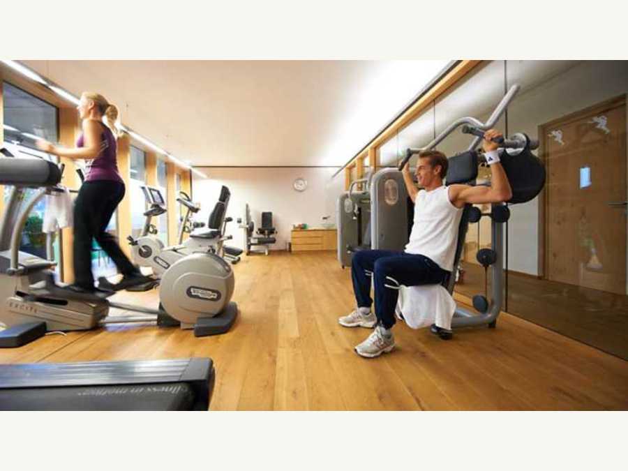 Fitness im Kraftraum - Alpenhotel Montafon superior