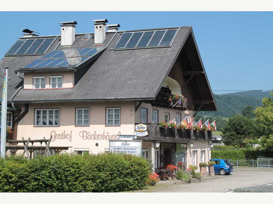 Gästehaus Bäckerhäusel Sommeransicht