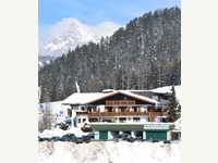 Winteransicht mit Blick auf den Dachstein - Gästehaus Elisabeth