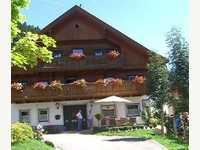 Gasthof Dorfschenke im Sommer