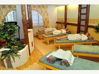 Wellnessbereich mit Sauna, Whirlpool,... - Hotel Zum goldenen Adler