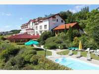 Vitalhotel Krainz bei Tag - Krainz  Resort