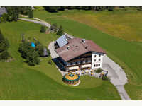 Haus mit Terrasse, Kinderspielplatz und Pool - Salzburger Dolomitenhof